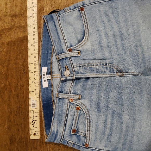 Re/Done Mid Rise Crop Stretch Jean Size 23 - Picture 5 of 8